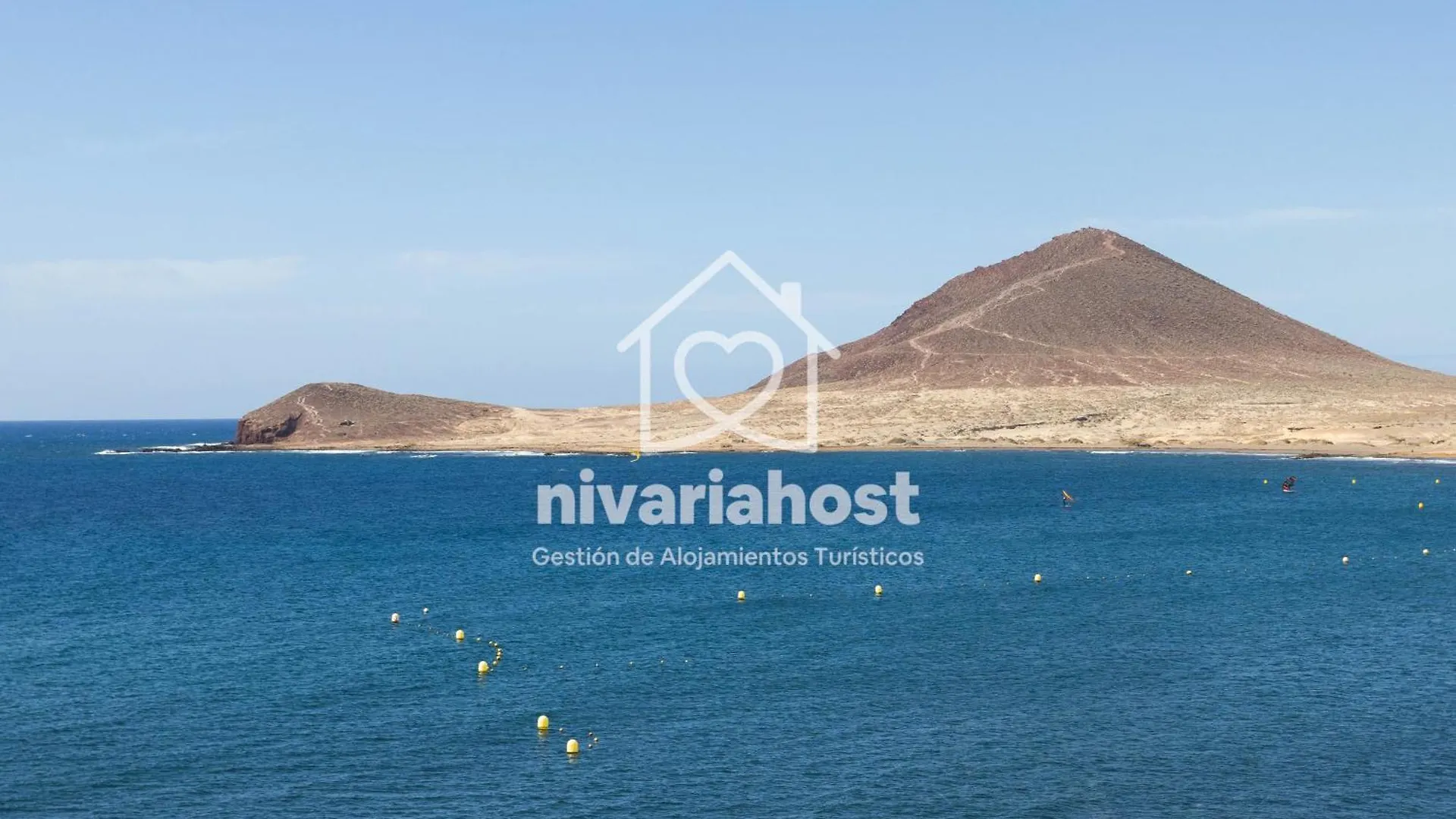 度假居 Sea Breeze El Medano, By Nivariahost